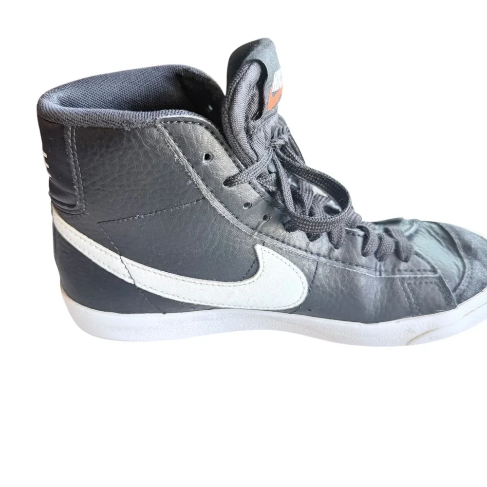 KIDS BLACK NIKE BLAZERS SIZE 4.5 Boys/Girls Fast Shipping